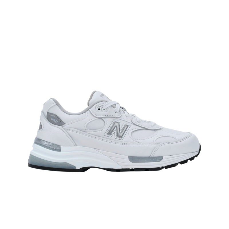 뉴발란스 992 메이드 인 USA 화이트 실버 M992WL